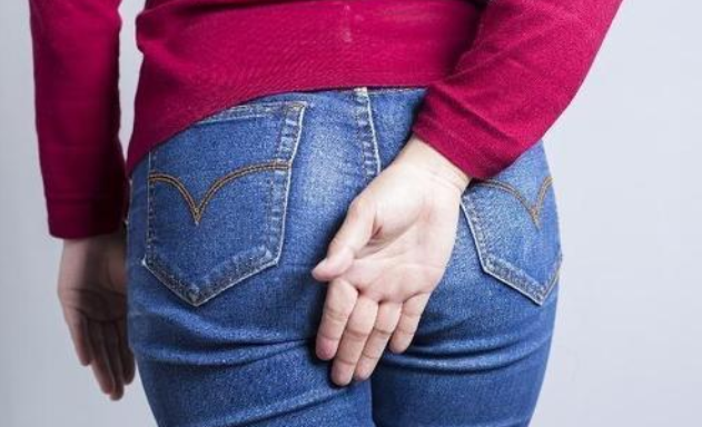 [肠胃]放屁多就是在排毒？别再傻了，这是身体发出的4个求救信号！