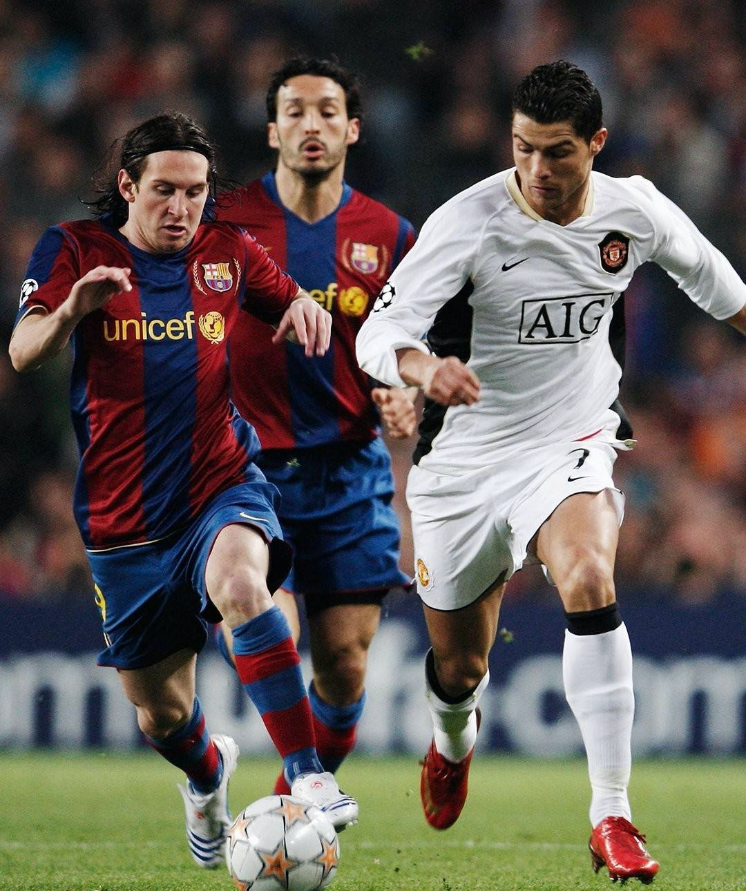 C罗|万众期待！梅西 C罗17年来首次欧冠小组赛碰面，巴萨 尤文争第一