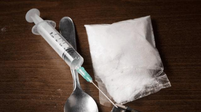 他发明了阿司匹林,造福人类,20天后却发明出海洛因,带来灾难