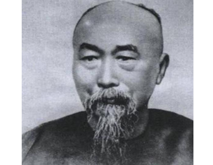 女孩|哥哥太穷妹妹太丑，两人干脆成亲，生下一子最后流传千古