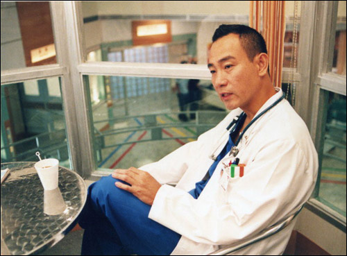 TVB▲五年无戏可拍的TVB视帝,自嘲已经穷到换不起电视