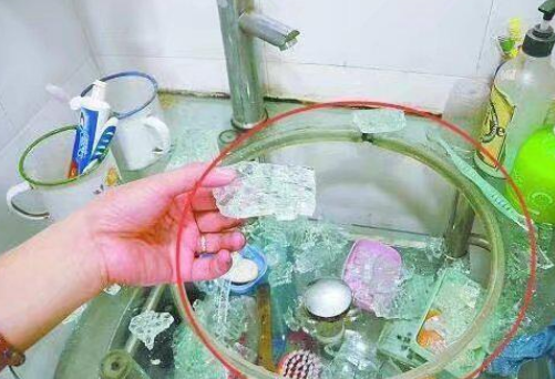 【】家庭装修千万注意这几点，否则家被毁了，就等着哭吧！