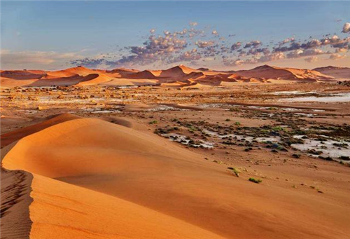 『纳米』沙漠腹地发现载有6300万金币的沉船，距今500年，咋去的至今成谜