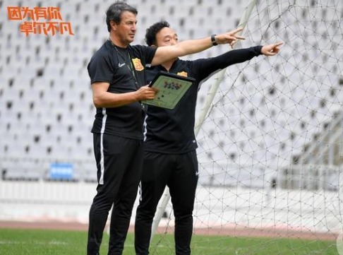 山东鲁能▲中超点兵之武汉卓尔，上赛季最大黑马本季更需努力稳住排名