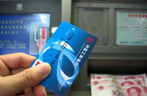 []并不是必须上名校才有前途，抓住机遇一样可以成功