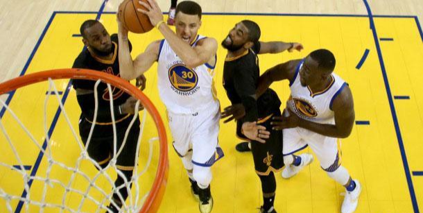 勒布朗·詹姆斯|尴尬！16年总决欧文场均27.1分3.8助，MVP为啥给詹姆斯呢？