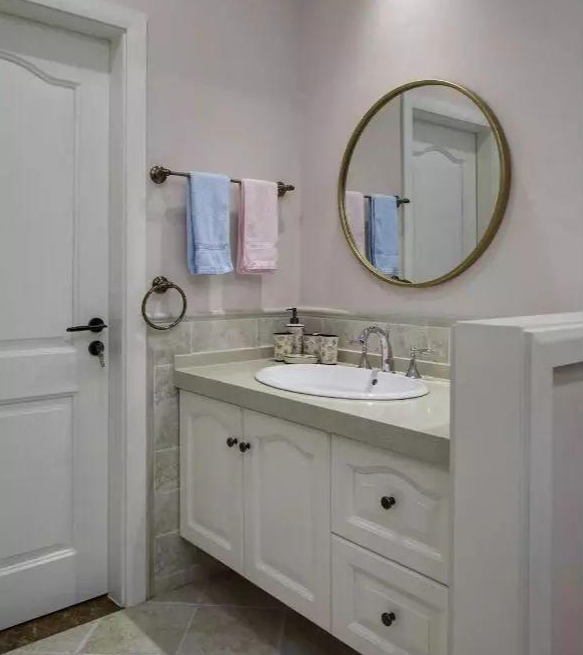 |将洗手台装在厕所外，究竟是鸡肋还是真好用？今天算是长见识了