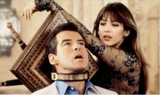 『伊娃·格林』仅需四部电影，你会爱上这位“法国美女”