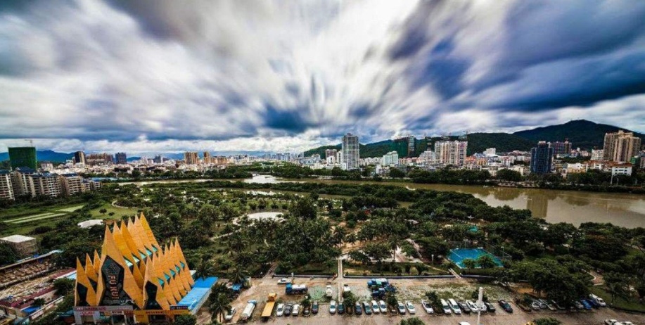 中国留不住人才的两大城市，人均工资三千左右，房价却要一两万