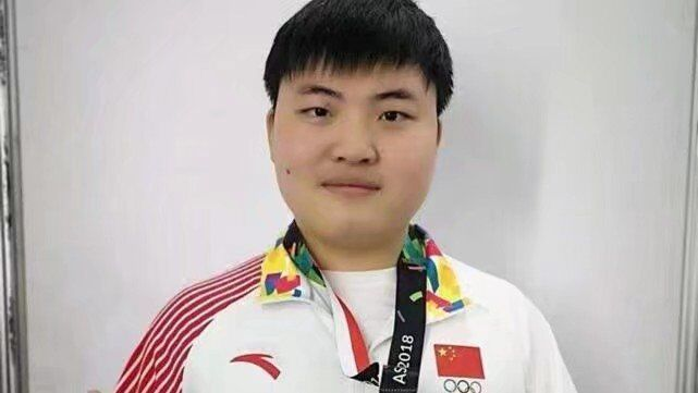 Uzi：TES夺冠不到24小时，一张UZI“转会信息图”火了，网友：青春结束了