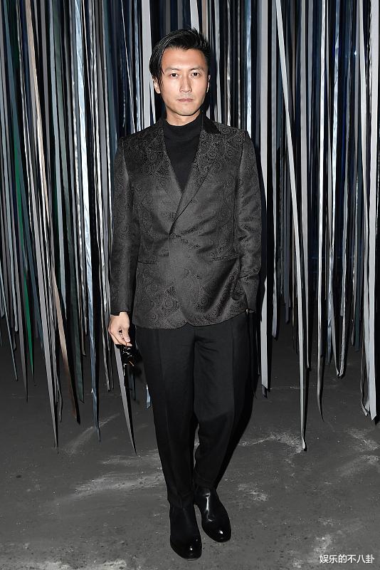 「谢霆锋」她未婚生子, 谢霆锋愿养她一辈子, 今48岁撑起香港娱乐圈半壁江山