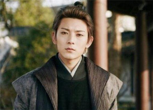 『王莽』王莽为何被质疑是穿越者？专家：看他颁布的政令，你就明白了