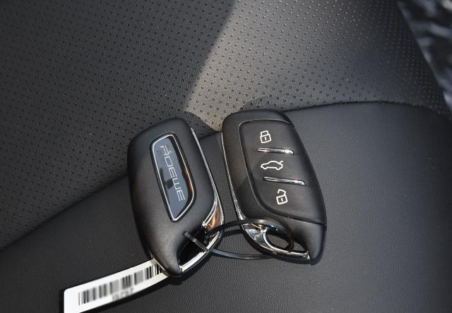 大众捷达@比捷达还实用！标配胎压显示+液晶仪表，长4.6m油耗5.5L，售5万