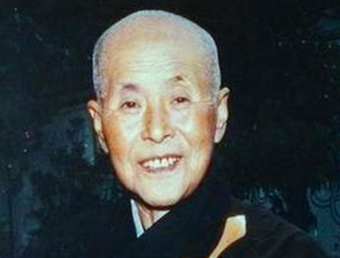 针灸：首尊女性肉身佛像，圆寂3年后，头发却长了一寸手势也发生变化