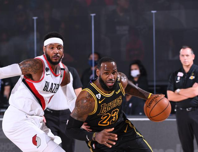 开拓者队|改变策略完全吊打，一人成关键因素，戴维斯连防守人都不要了