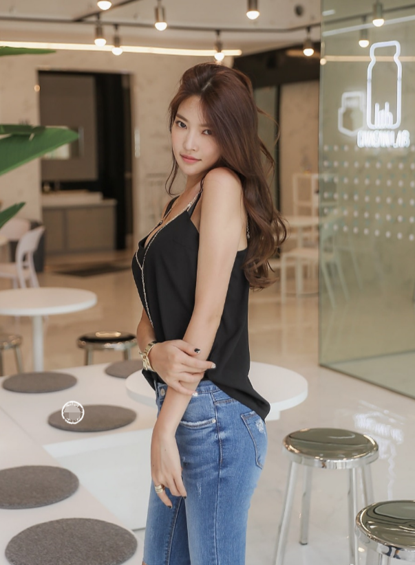 #职业装#这身衣服看起来简单，却细节满分