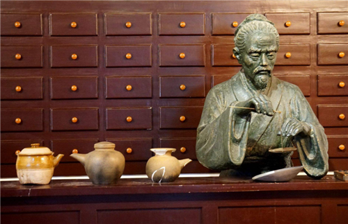 华佗|曹操同意华佗做开颅手术，结果会怎样？专家：答案已写在了史书里