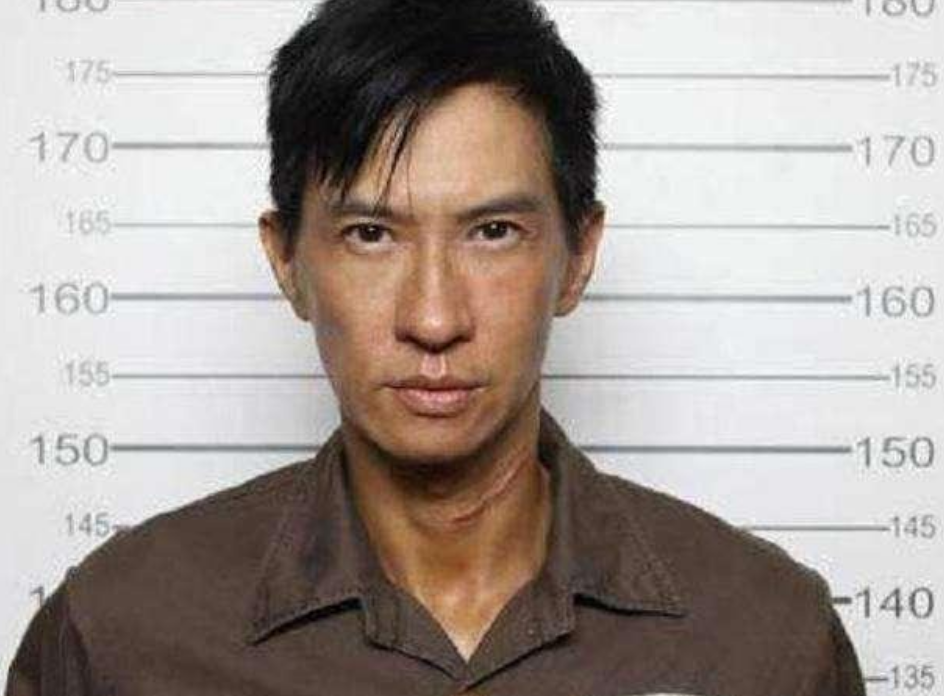 影帝▲香港众影帝“囚照”曝光，周润发最衰，而最后一位跟真的一样！