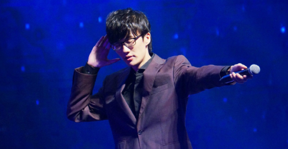 【演唱会】他平时像个“过气歌手”一样，一到开演唱会连票都买不到！