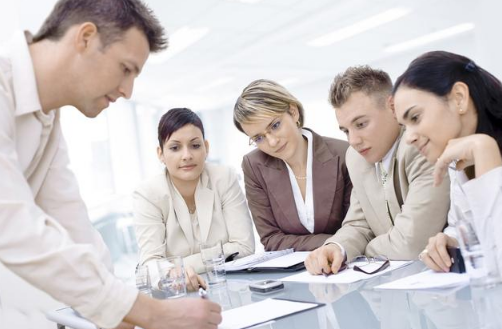 @如果你想成为领导，那么请做好这几点，只要你做到了，肯定会有回报的！