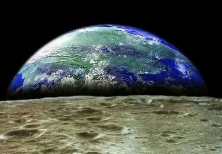 「月球」为何总有人说：从月球上看地球很恐惧？地球有什么好害怕的？