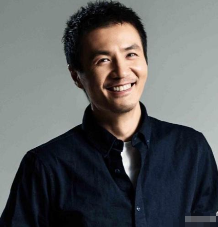 华晨宇|“人气”歌手华晨宇改编成瘾，以翻唱别人歌曲为荣，今被朴树发文怒怼