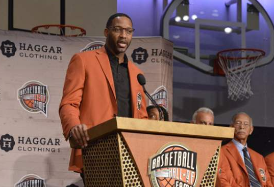 名人堂|翻遍NBA历史74年，得过MVP全都进了名人堂，只有他可能进不了！