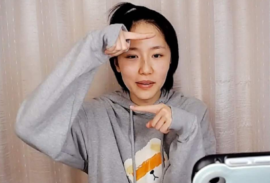 芒果台■胡一菲：我卸妆了，咖喱酱：我也卸妆了，诸葛大力：现在脱粉来得及么？