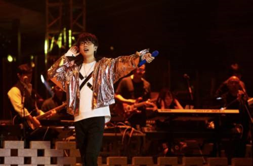 演唱会|国内唯一1个不混娱乐圈的男歌手，从不宣传演唱会，却场场“一票难求”！
