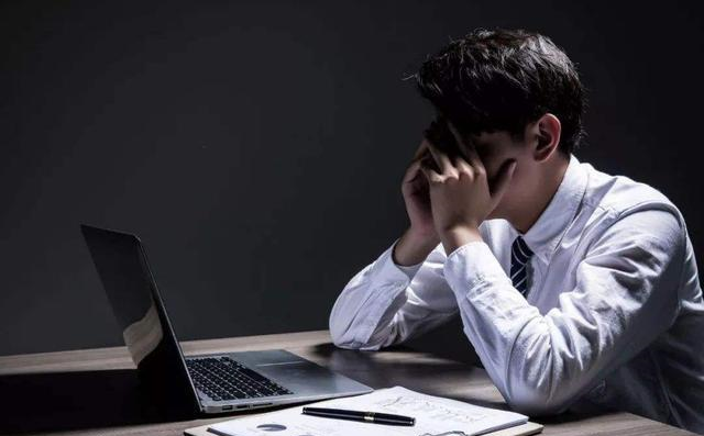 ##人到五十才明白,明明业务能力强却当不了领导,原因仅仅是这3个