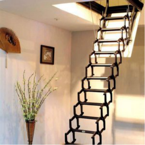 ##上下两层打通改复式，物业找上门气到吐血，业主：没破坏承重不改