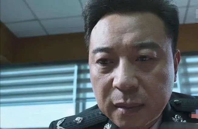 以家人之名|以家人之名中的3位剧抛脸，李爸演过男主 凌爸和唐灿愣是没认出来