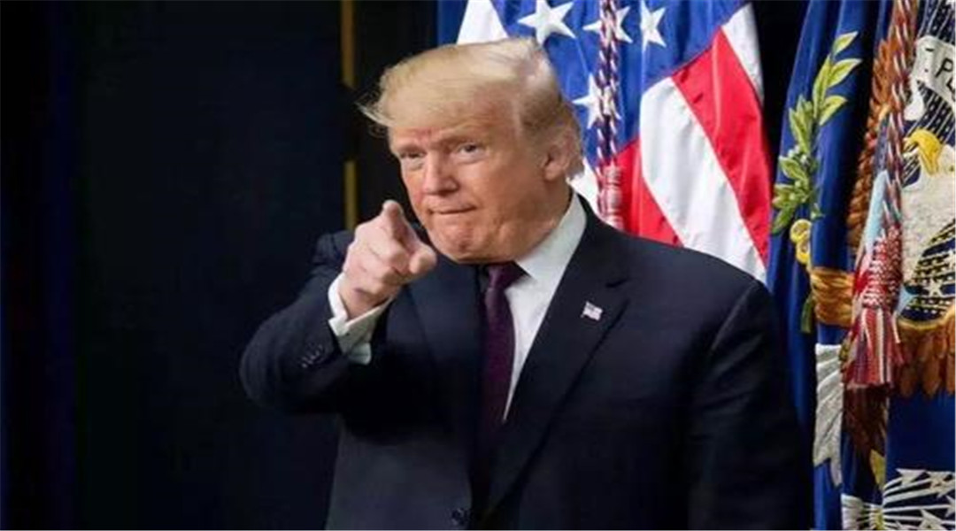 美国|不嘚瑟了？蓬佩奥突然对华“卖惨”：望中方支援千亿美元！