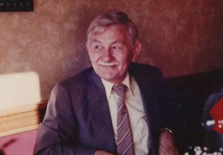 后代▲8只老鼠，一场持续了1780天的“荒诞”实验，真能揭露人类的未来？