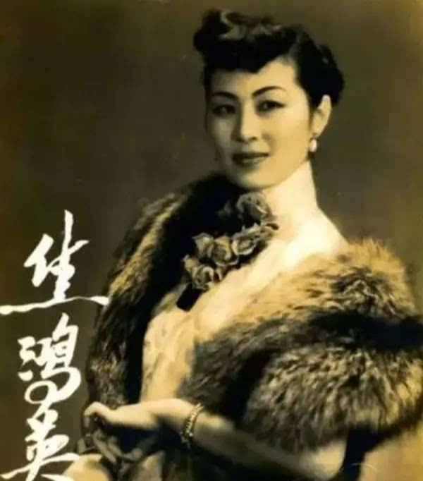 蒋经国|蒋方良:嫁给蒋经国的白俄孤女, 改命后更不幸, 晚年与一排遗照相伴