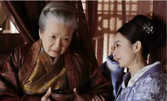 [周星驰]《知否》这部电视剧中，祖母为什么独宠庶女明兰？