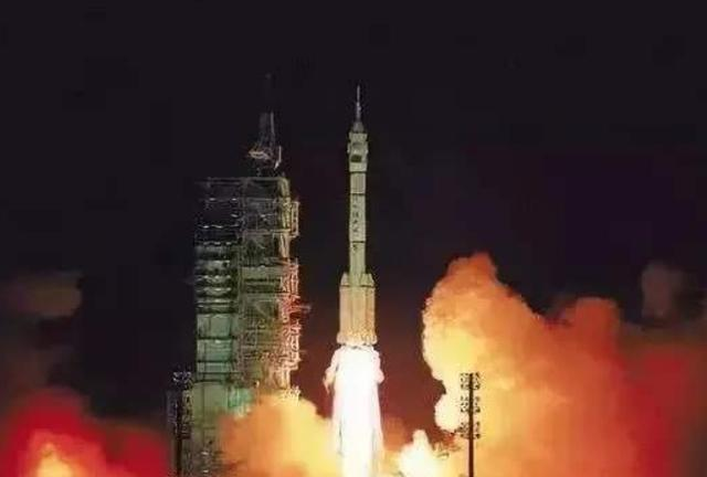 火星探测器|众望所归！中国探测器发射7天传来捷报，西方各国只能干着急