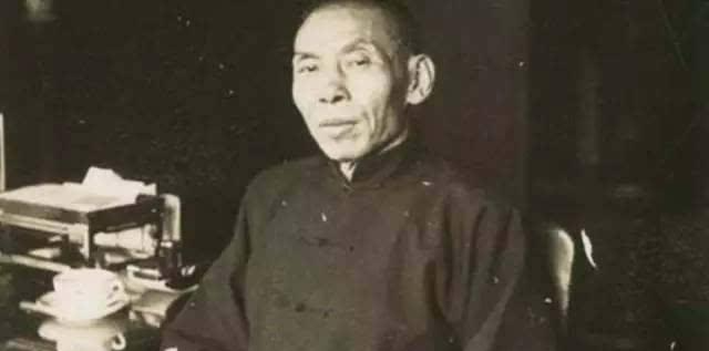 杜月笙：杜月笙虽是青帮老大，但他有一个闻名全国的儿子，至今为祖国奋斗