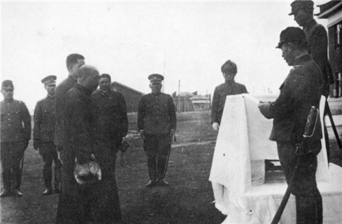 日军|民国悍匪旧照：女匪首张淑贞确实漂亮，图8被枪决前藏了300箱黄金