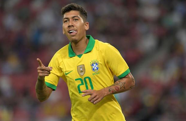 [桑巴]巴西的四大前锋，个个本事很强，谁能够继承桑巴的九号球衣