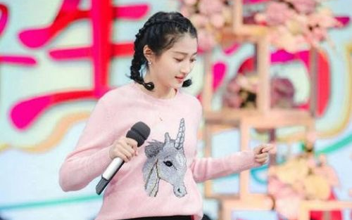 『关晓彤』下期《快本》准备放大招,不仅请来了关晓彤,还有备受争议的他