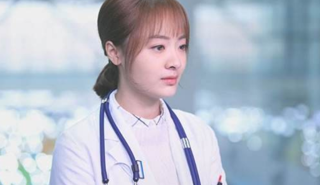 张嘉益|张嘉益捧红的四位“女儿”，前三位全都红成巨星，唯独演技最好的她被人遗忘