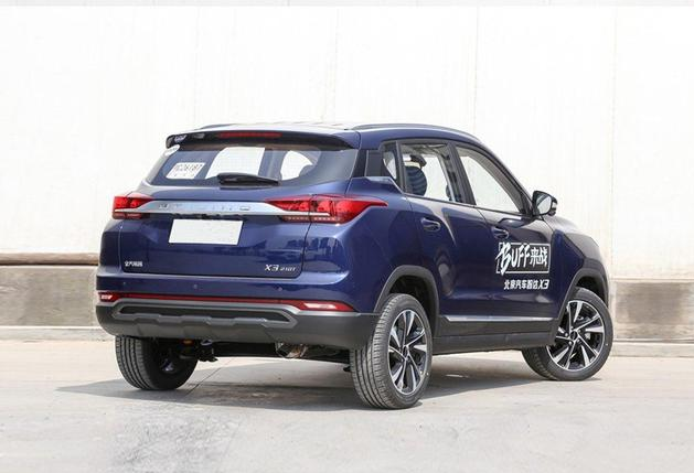 合资车|4.99万就配1.5T引擎, 一公里油钱3.4毛, 不给合资车留\活路\?