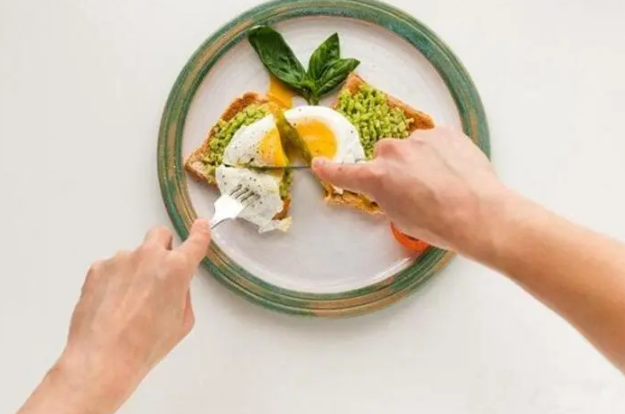 「排便」减肥中，若身体出现这4个“信号”，恭喜你正在悄悄变瘦