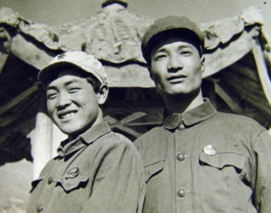 抗日战争|为父报仇去参军,71年后回家见到105岁的母亲,母亲当晚去世