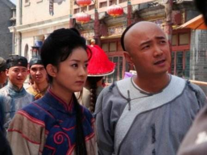 李卫当官|她演《李卫当官》红极一时，因片场被打而淡出娱乐圈，如今成这样
