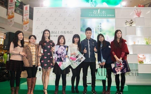 中国好声音|背着丈夫参加中国好声音, 宣称自己一直单身, 爆红后与丈夫秒离婚