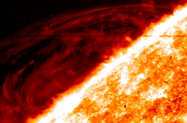 科学家@科学家检测太阳日珥爆发，高能粒子流将于明天或击中地球！