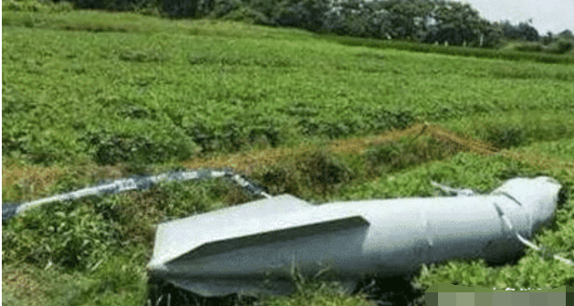 空军|战斗机每次出门都爱扔副油箱,为什么空军不派人去捡回来?