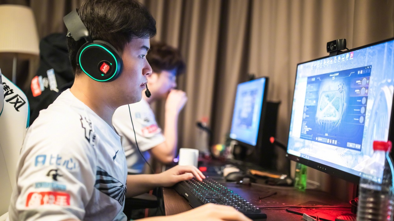 【fpx战队】FPX与SKT分在同一组!中韩对决分组确定,采用最残酷的BO1赛制